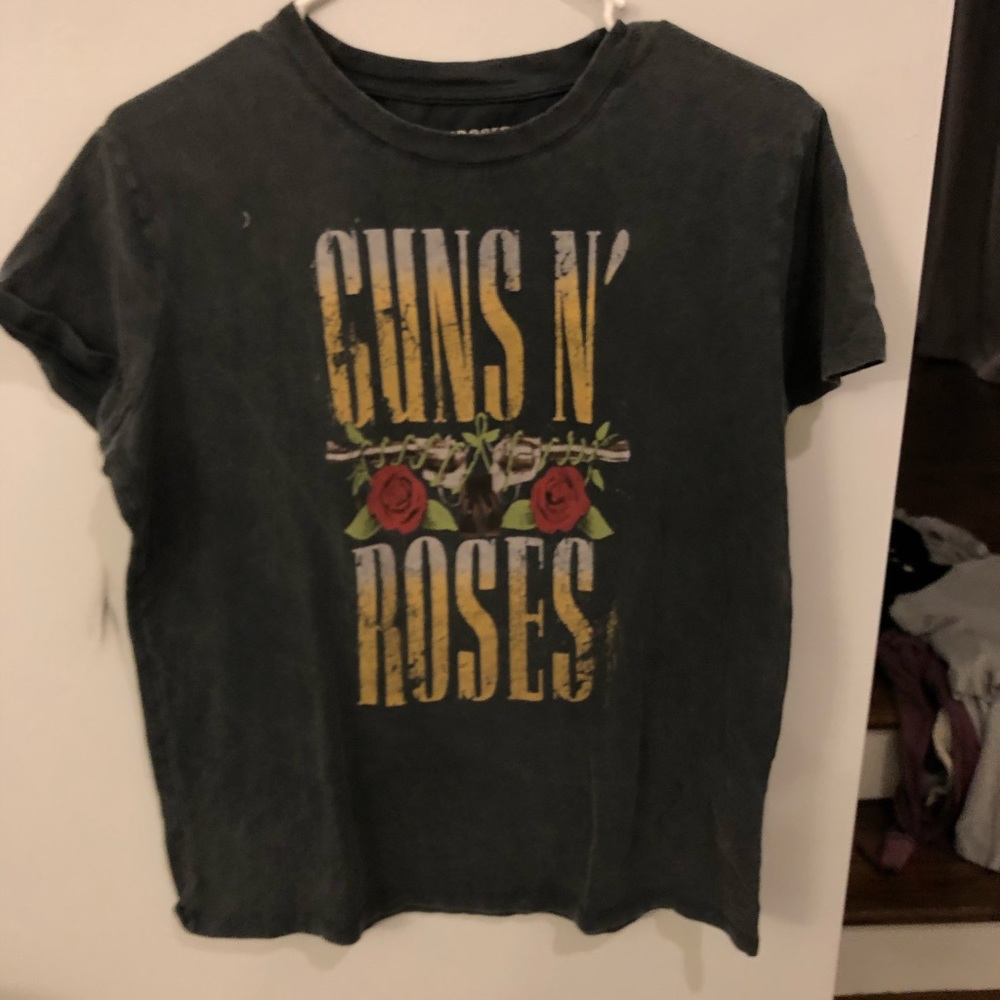 guns n' roses t-shirt